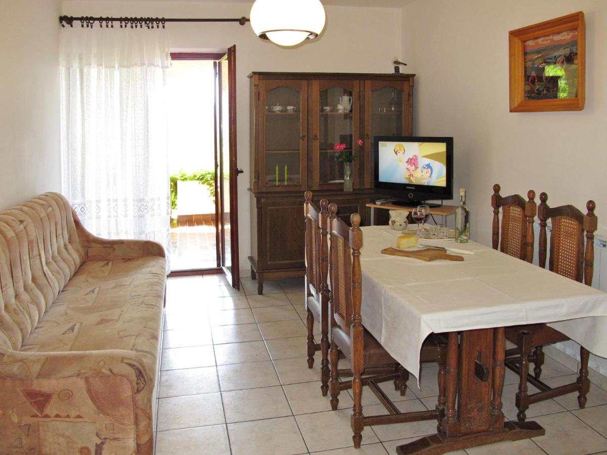 Apartment Meri - Krk211 By Interhome Kornić Buitenkant foto