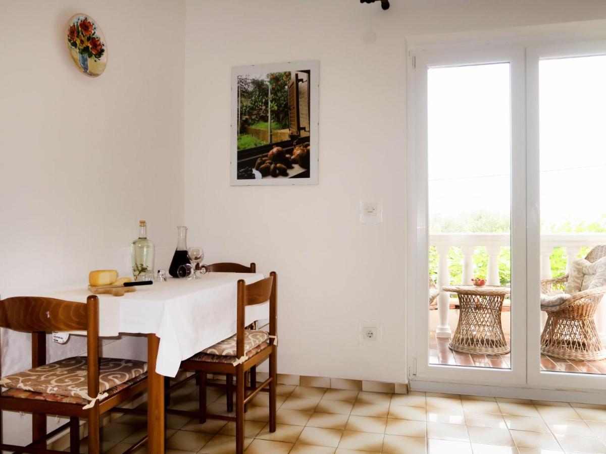 Apartment Meri - Krk211 By Interhome Kornić Buitenkant foto